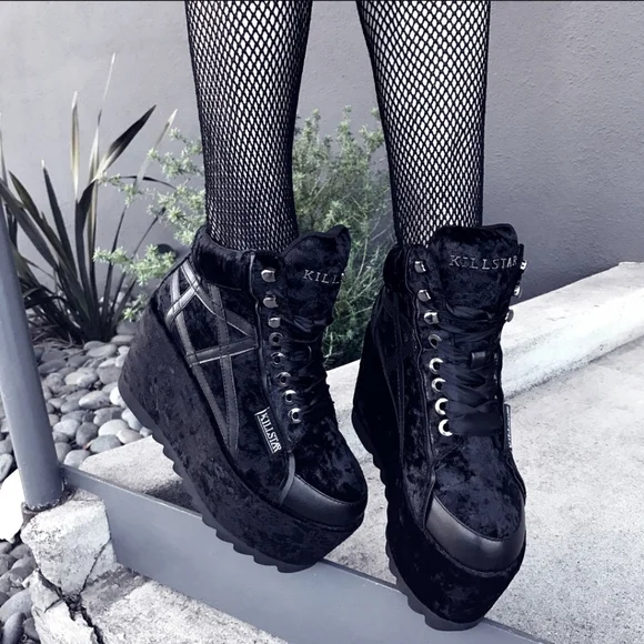 Killstar: Malice Platform Trainer [Velvet], Women's Sz 7 (runs big), Like New - Picture 3 of 13
